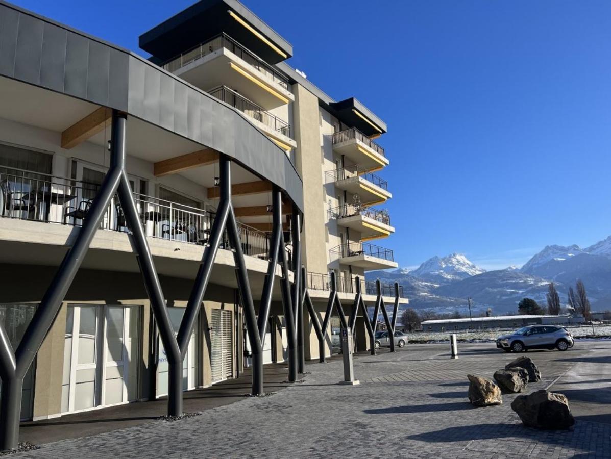 Alp Art Hotel Monthey Collombey-Muraz 外观 照片