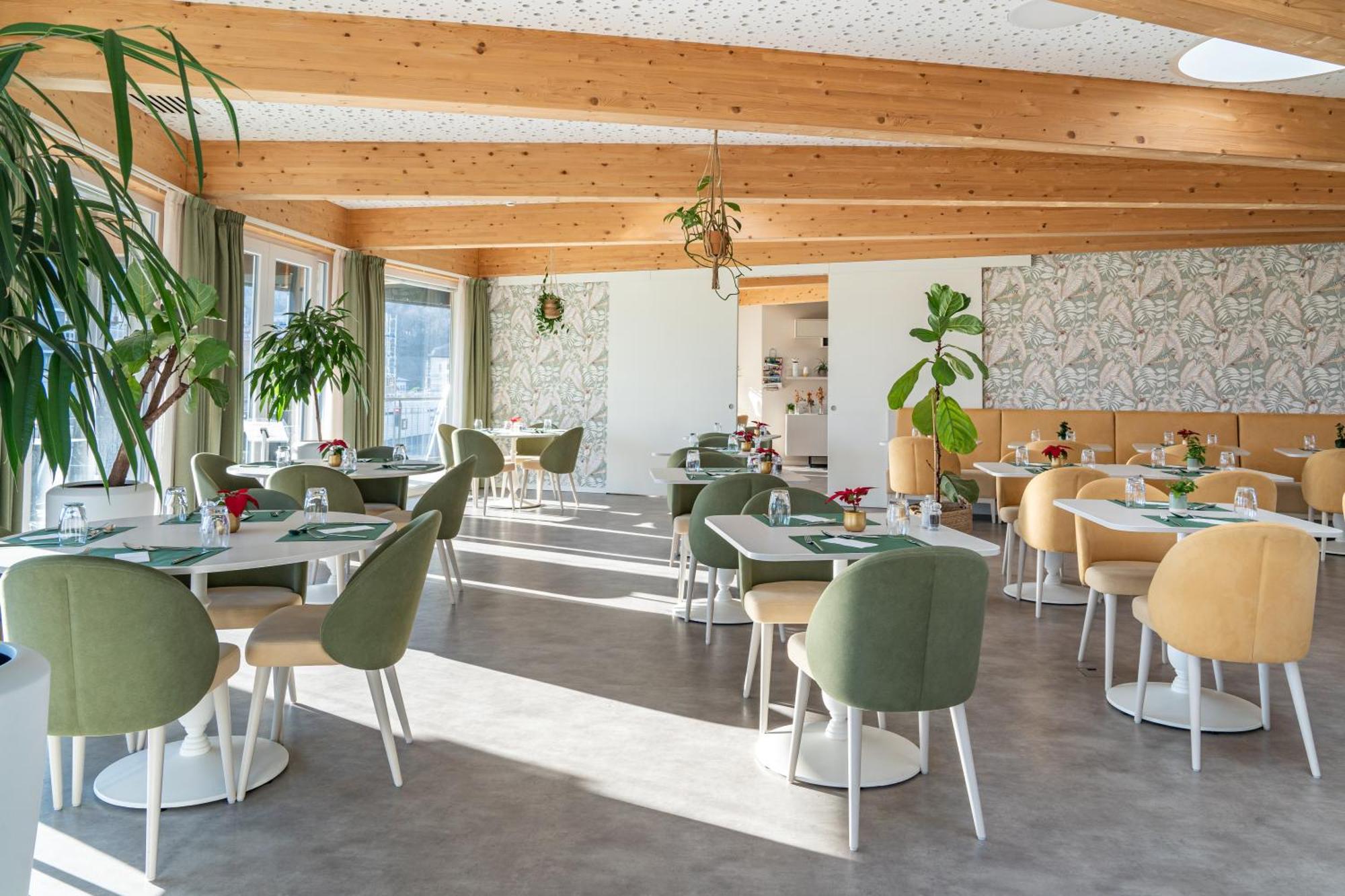 Alp Art Hotel Monthey Collombey-Muraz 外观 照片