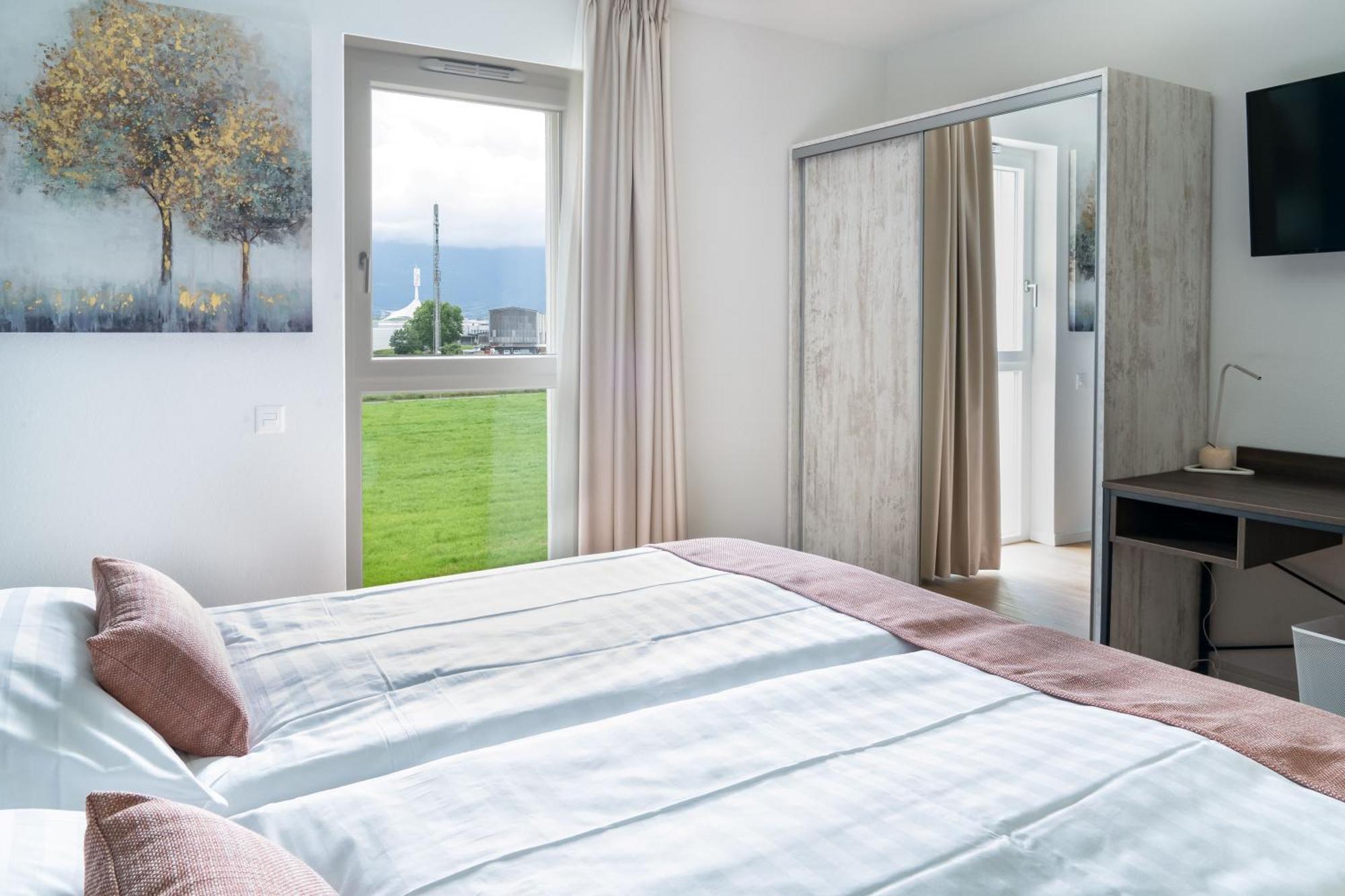 Alp Art Hotel Monthey Collombey-Muraz 外观 照片