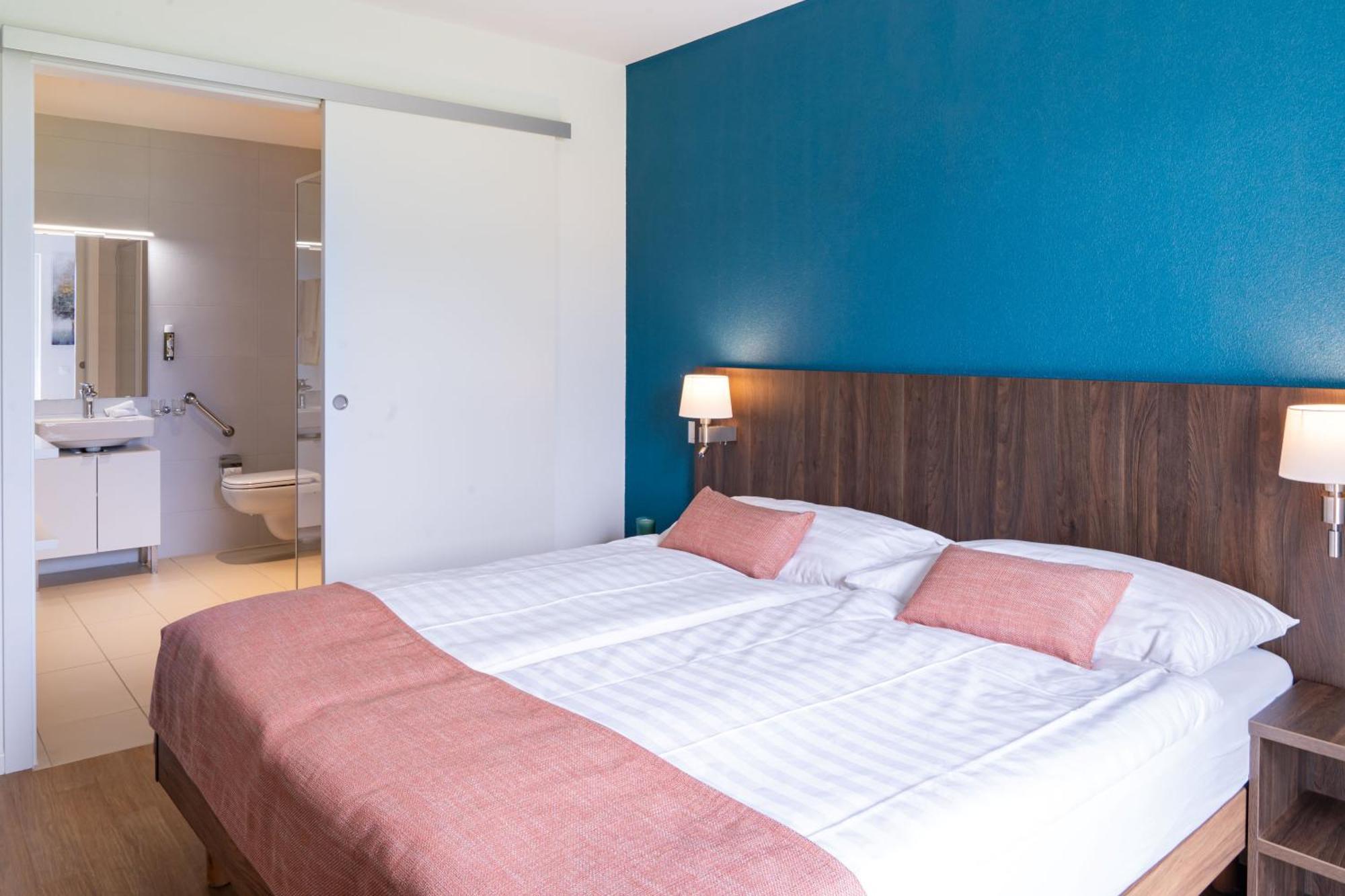 Alp Art Hotel Monthey Collombey-Muraz 外观 照片