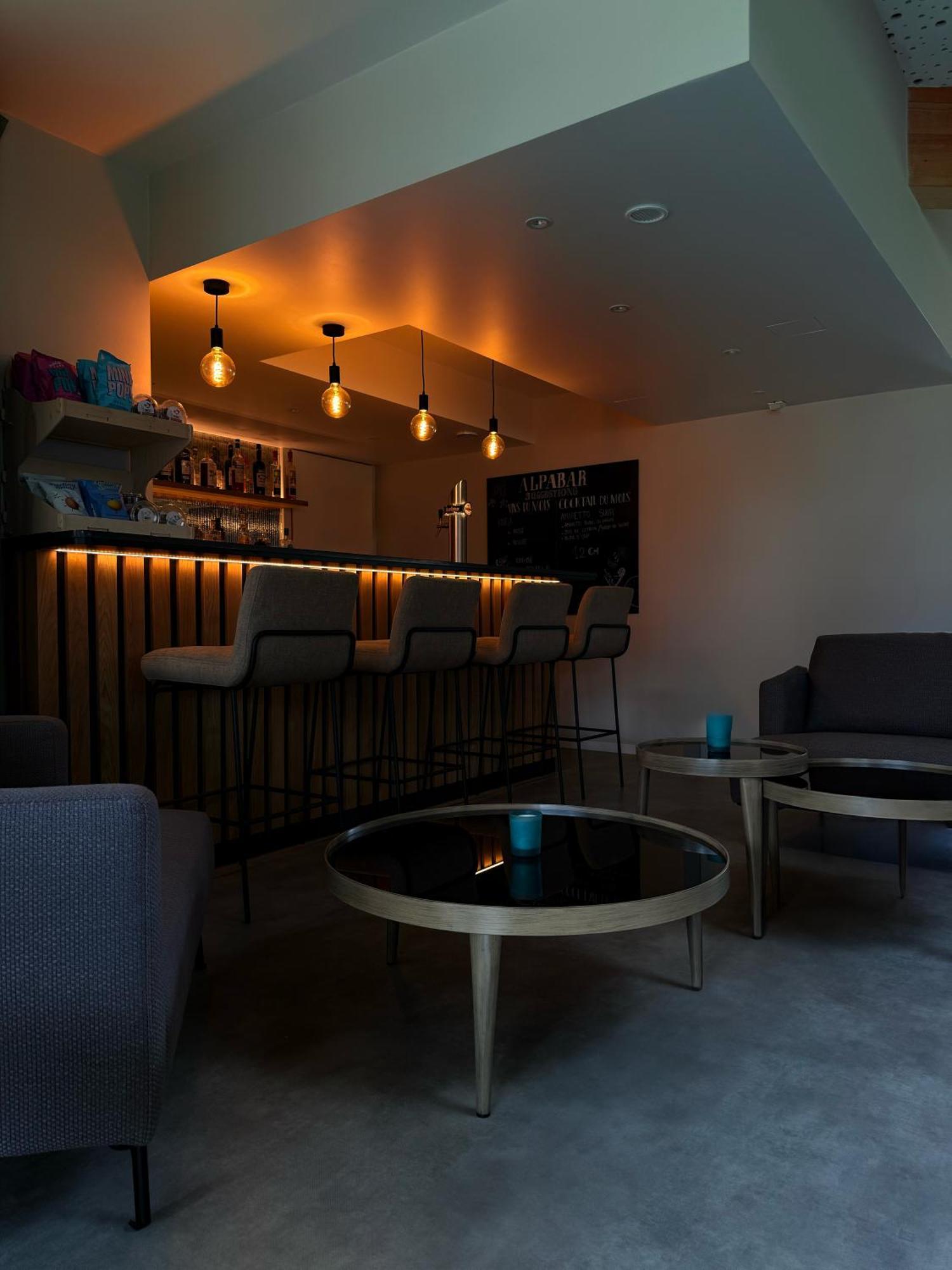 Alp Art Hotel Monthey Collombey-Muraz 外观 照片