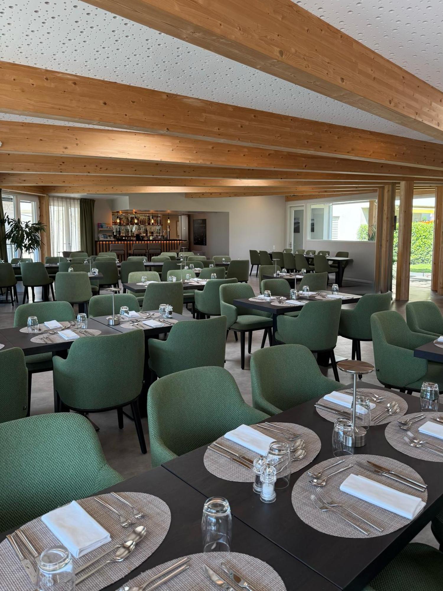 Alp Art Hotel Monthey Collombey-Muraz 外观 照片