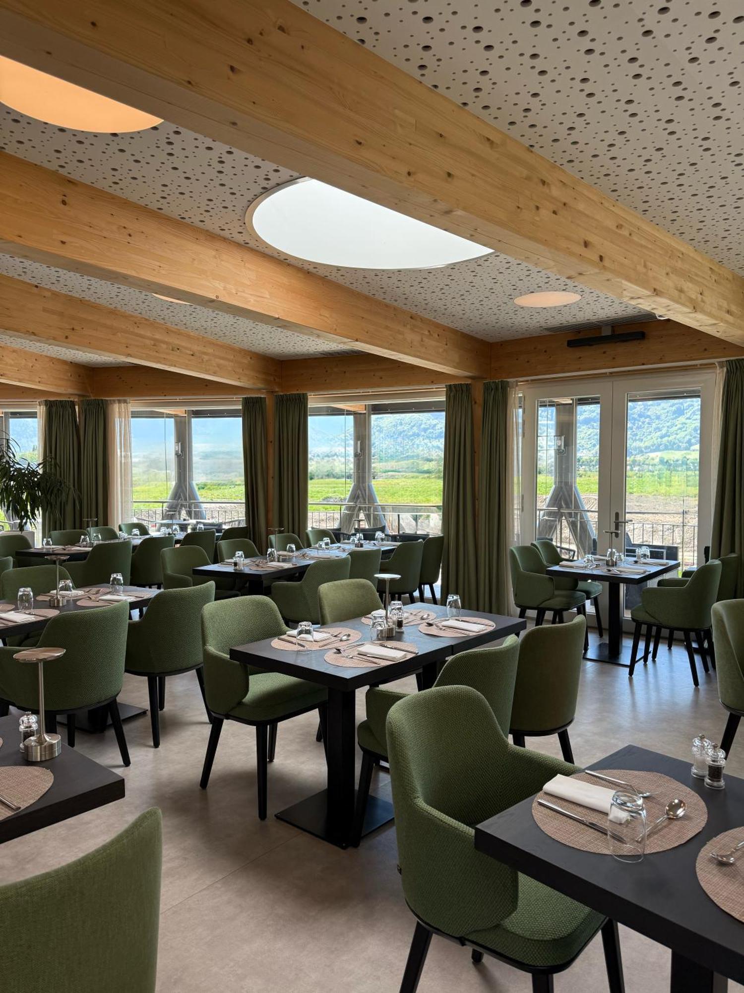 Alp Art Hotel Monthey Collombey-Muraz 外观 照片