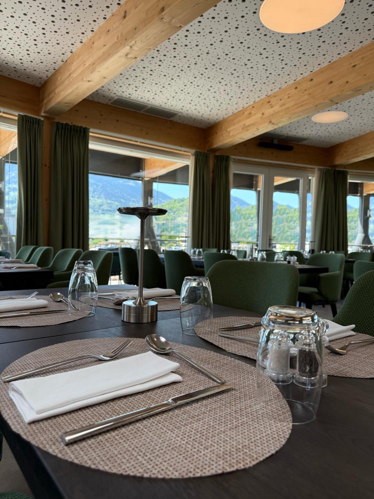 Alp Art Hotel Monthey Collombey-Muraz 外观 照片
