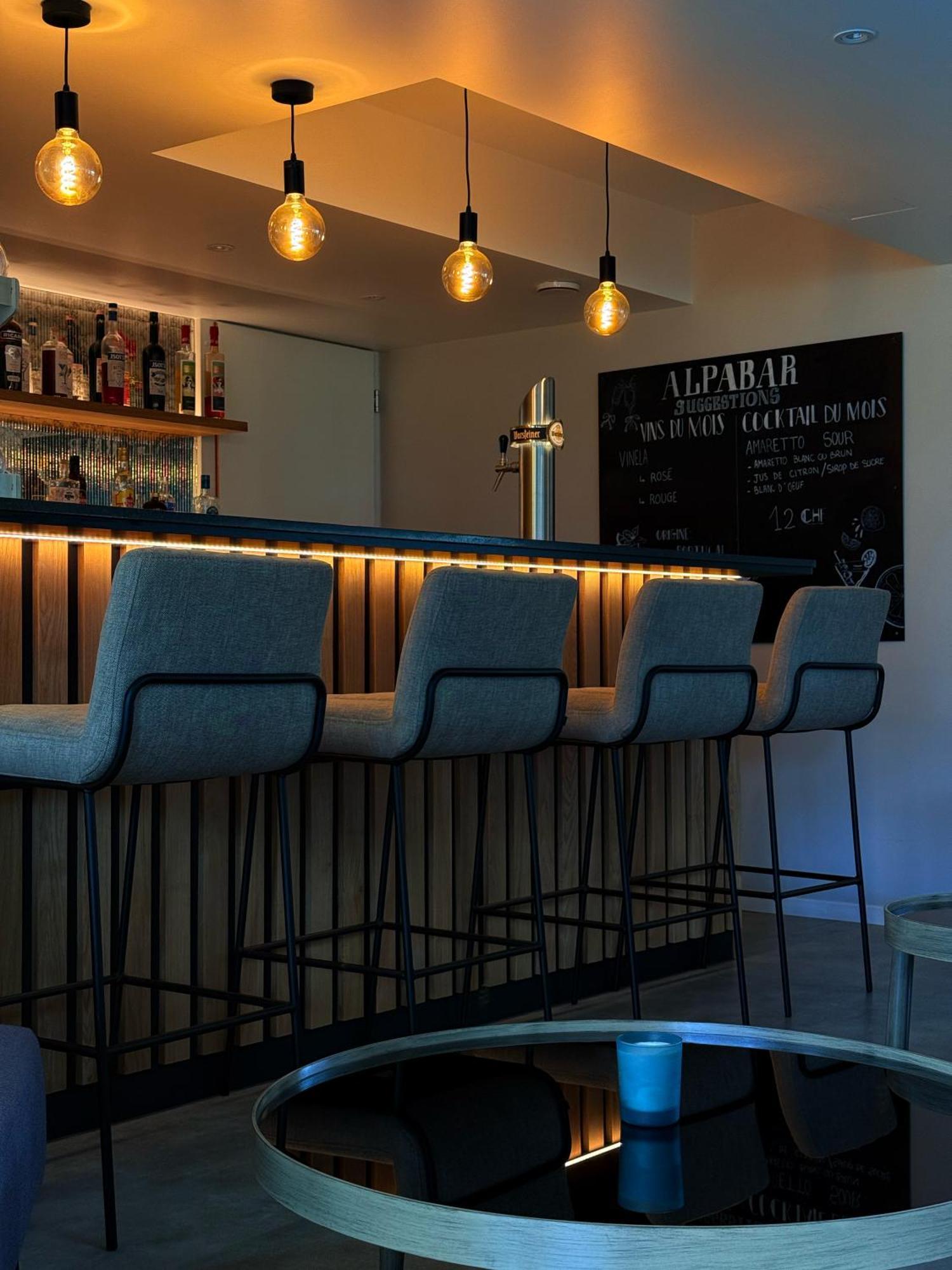 Alp Art Hotel Monthey Collombey-Muraz 外观 照片